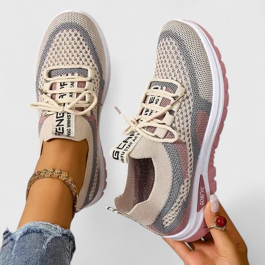 Graphic Tab Lace Up Mesh Breathable Running Sneaker