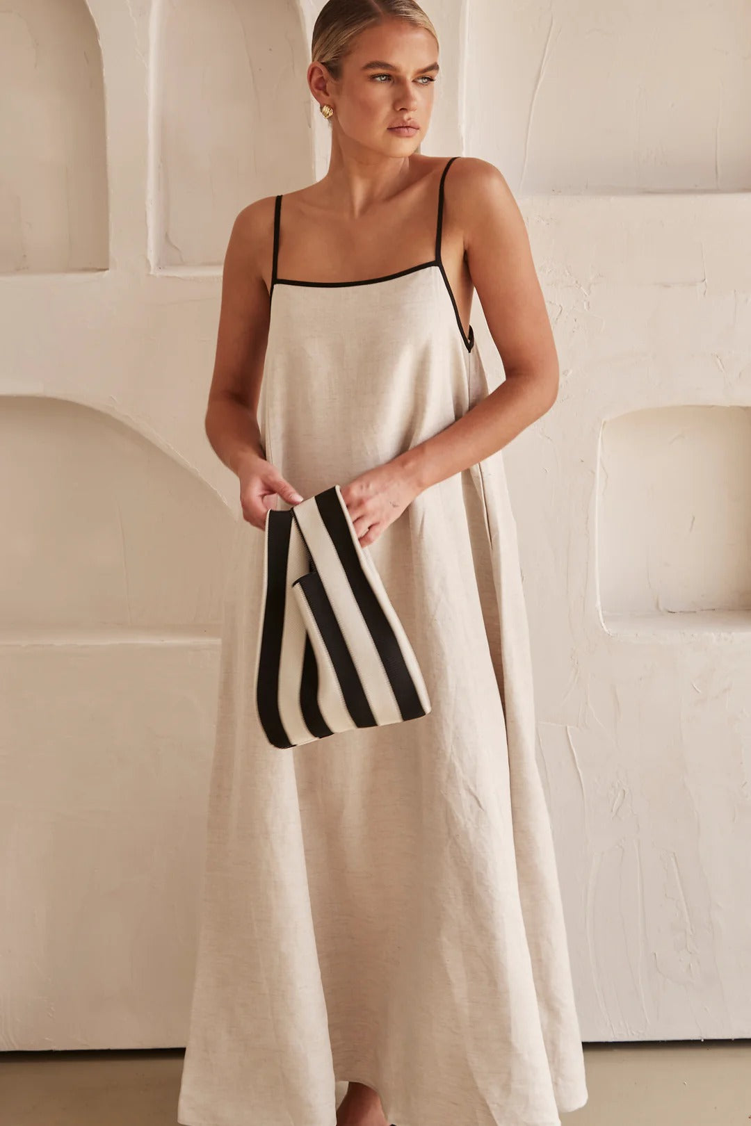 Contrast Trim Square Neck Spaghetti Strap Oversized Linen Maxi Dress