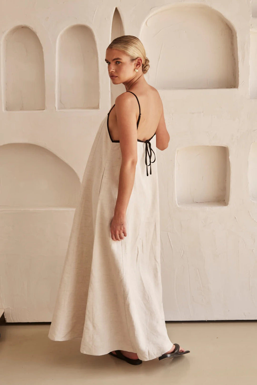 Contrast Trim Square Neck Spaghetti Strap Oversized Linen Maxi Dress