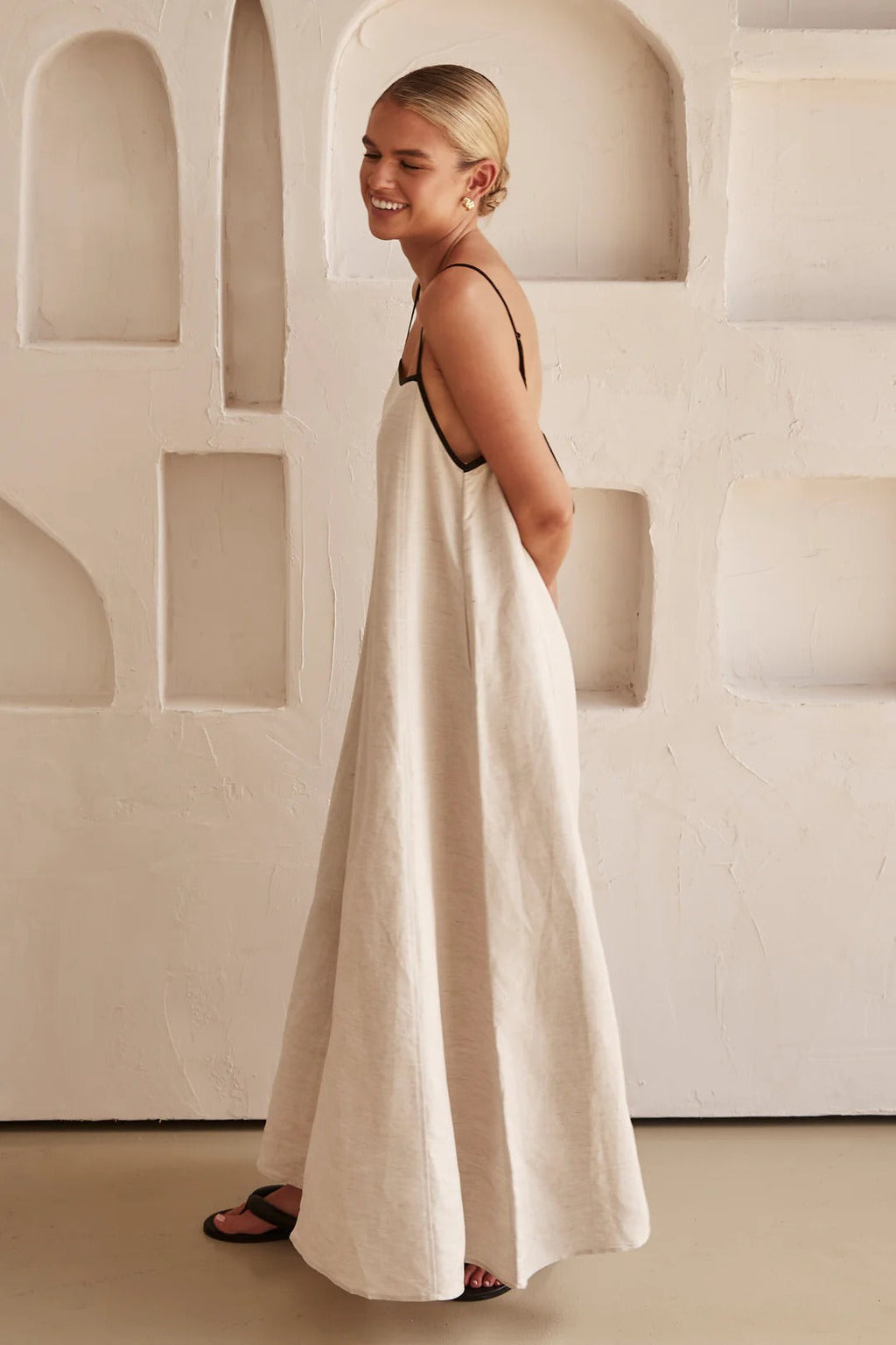 Contrast Trim Square Neck Spaghetti Strap Oversized Linen Maxi Dress