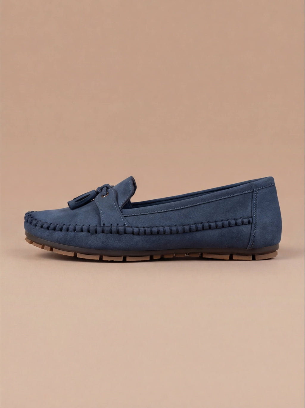 Suede Tassel Detail Moccasin Stitch Slip On Casual Flat Loafer