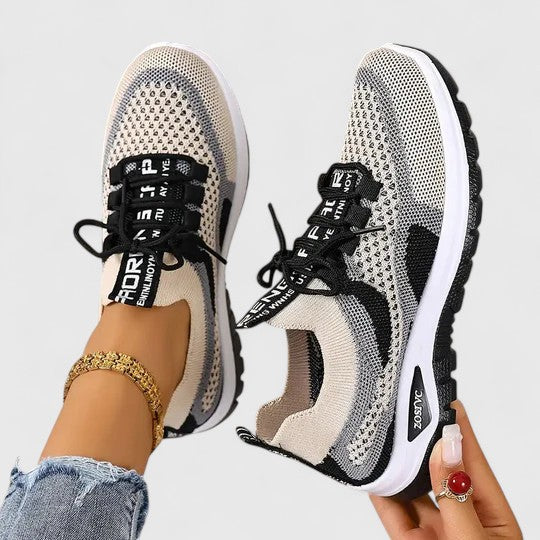 Graphic Tab Lace Up Mesh Breathable Running Sneaker