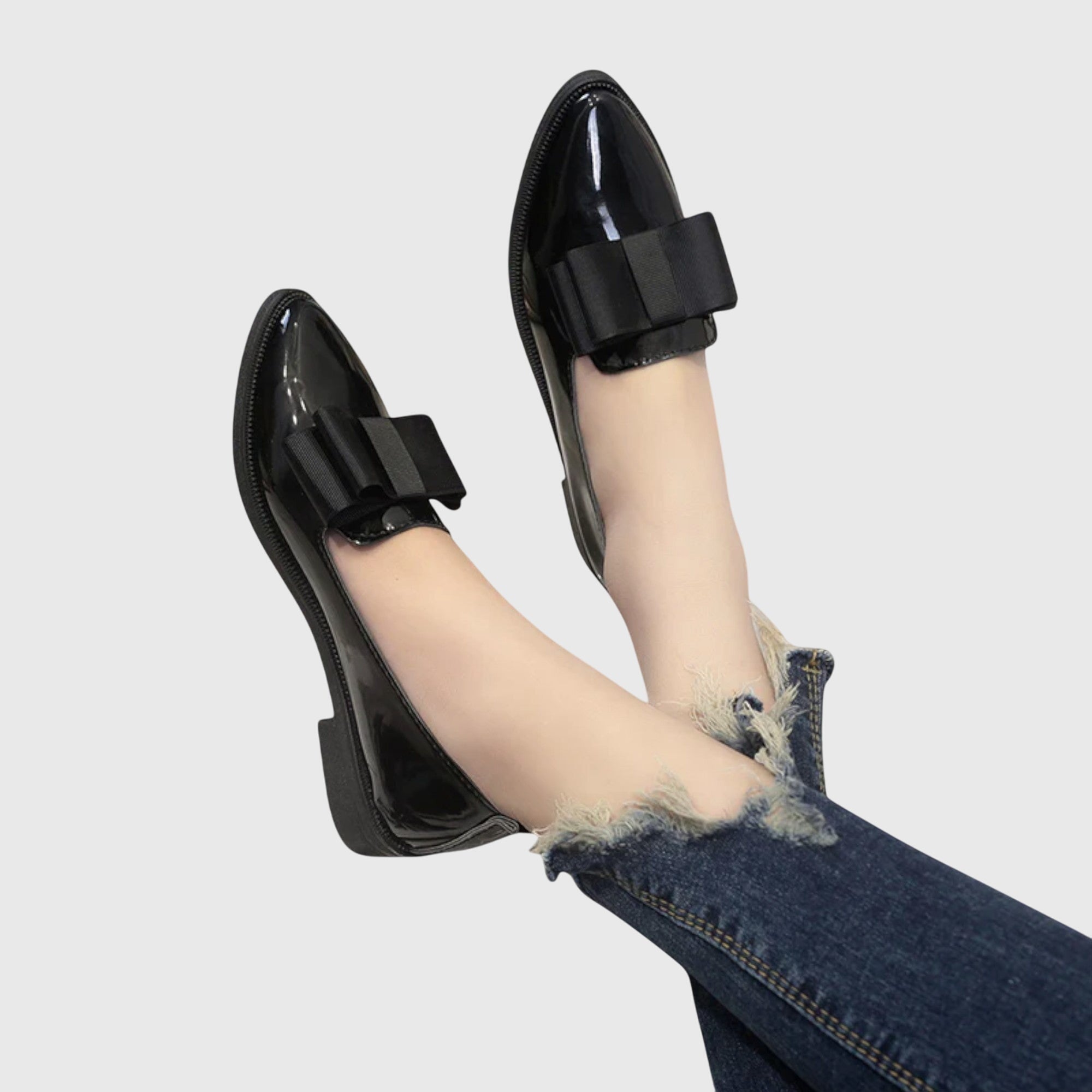 Patent Leather Contrast Bow Detail Pointed Toe Slip On Loafer
