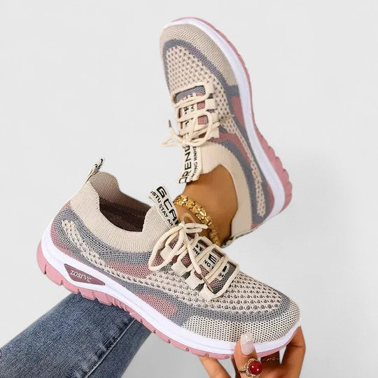 Graphic Tab Lace Up Mesh Breathable Running Sneaker