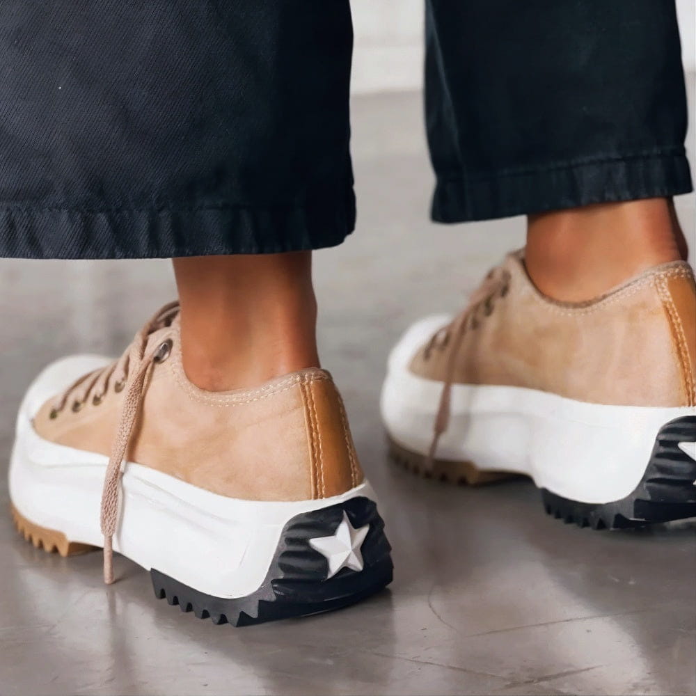 Contrast Stitch Lug Sole Platform Lace Up Casual Sneaker