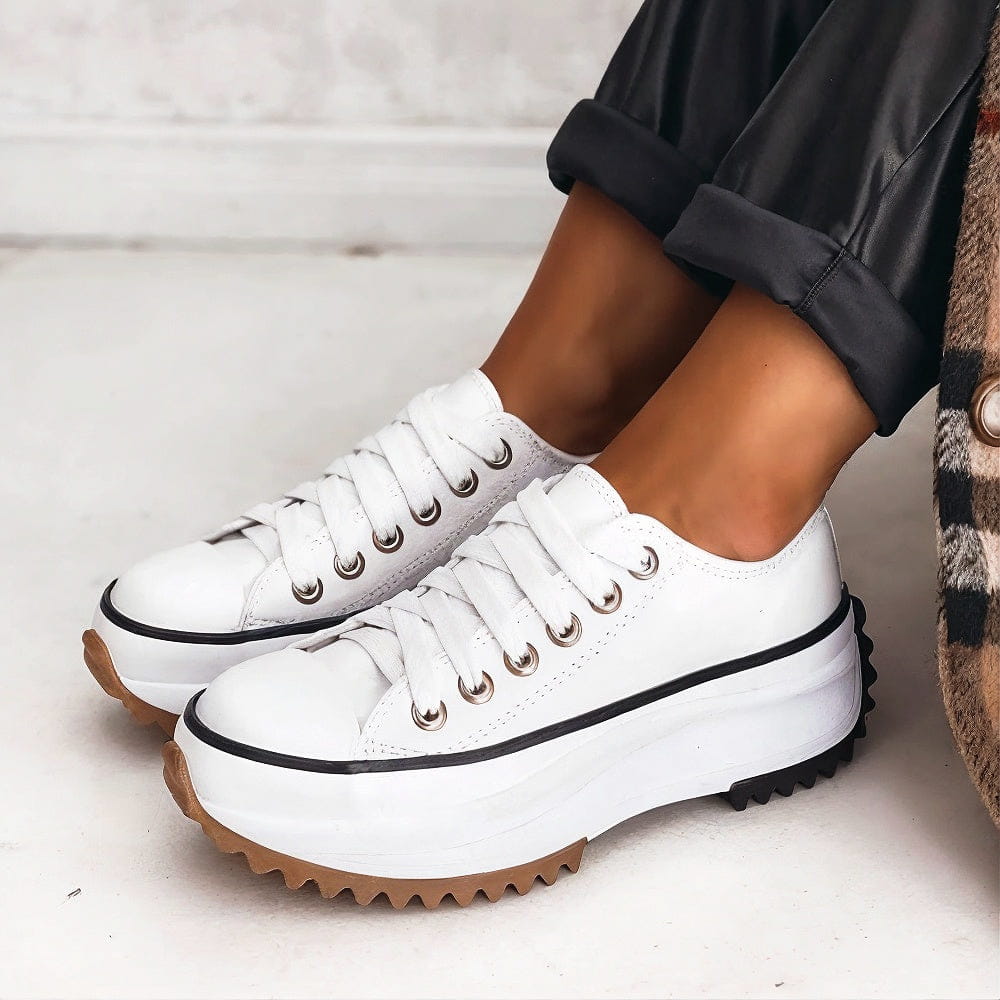 Contrast Stitch Lug Sole Platform Lace Up Casual Sneaker