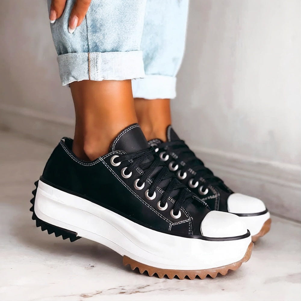 Contrast Stitch Lug Sole Platform Lace Up Casual Sneaker