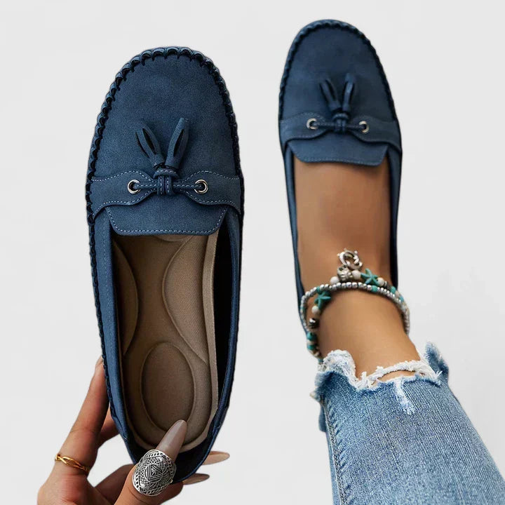 Suede Tassel Bow Whipstitch Trim Slip On Flat Loafer