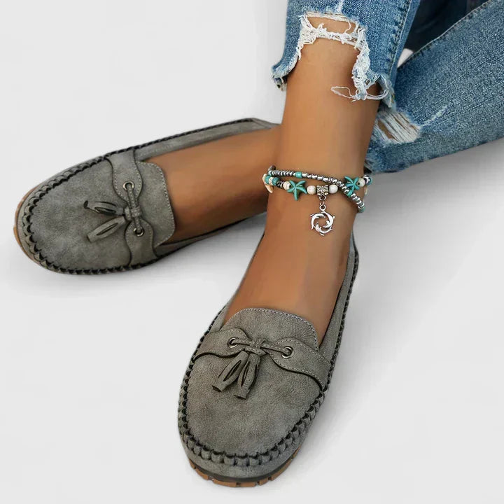 Suede Tassel Bow Whipstitch Trim Slip On Flat Loafer