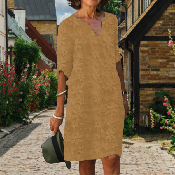 Floral Appliqué Notch Neck 3/4 Sleeve Relaxed Casual Midi Dress