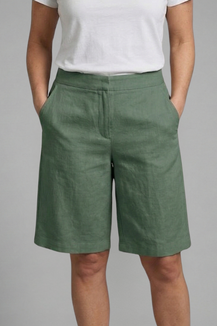 Tailored Flat Front Slash Pocket Knee Length Linen Short